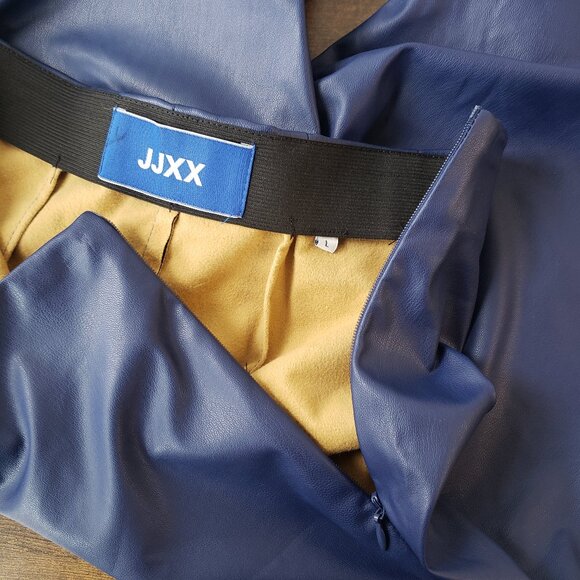 JJXX funky leather look purple high waist pants fully soft lined - Picture 10 of 10